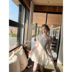 批发绝美重工羽毛吊带<b class='q'>连衣裙</b>女夏海边度假高级感收腰显瘦仙气飘飘裙子