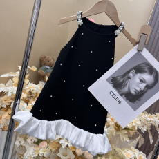 批发女童连衣裙夏装2026新款<b class='q'>儿童</b>小女孩重工荷叶边钉珠吊带小香风裙子