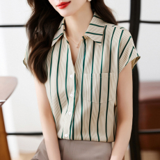 批发实拍港风休闲夏季新款<b class='q'>女</b>装翻领短袖<b class='q'>雪纺上衣</b><b class='q'>开衫</b>衬衫打底衬衣