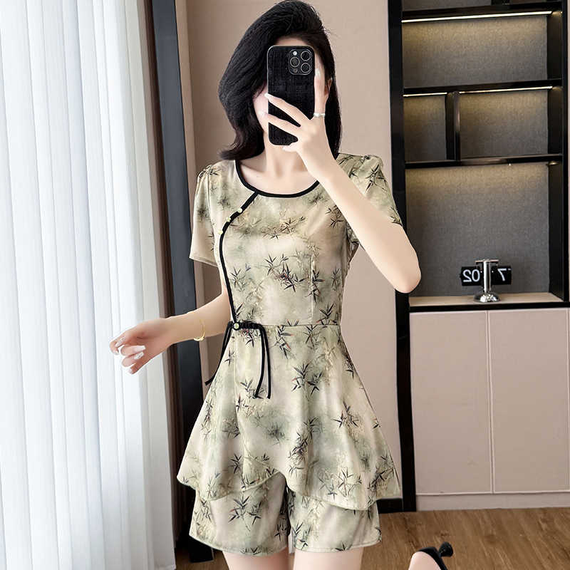 RY9443# 时尚套装2026夏季韩版印花显瘦气质遮肚修身洋气上衣＋短裤...