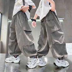 批发日系童装男童裤子<b class='q'>儿童</b>工装裤薄款2026新款中大童夏装阔腿裤长裤潮