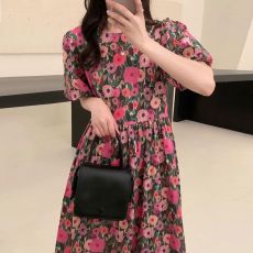 批发已出货 <b class='q'>韩国</b>chic简约撞色拼接宽松过膝大摆型泡泡袖短袖<b class='q'>连衣裙</b>女