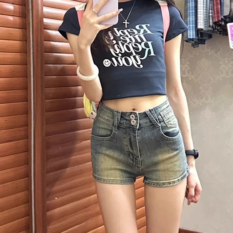 아메리칸 하이웨이스트 데님 반바지 여성 2026 년 여름 새로운 작은 대중 하이웨이스트 슬림해 보이는 디스플레이 다리 길이 핫걸 초단바지