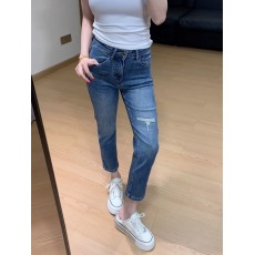 批发<b class='q'>大码</b>女装弹力修身直筒破洞九分牛仔裤春季新款百搭复古显瘦烟管裤