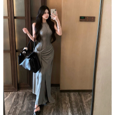 批发2026春夏新款设计感气质高级<b class='q'>背心</b>连衣裙假两件包臀修身辣妹<b class='q'>长裙</b>潮