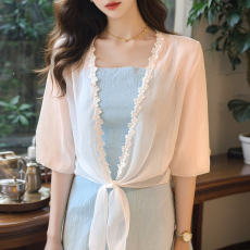 批发已出货<b class='q'>小</b><b class='q'>披肩</b>外套女2026春夏新款<b class='q'>小</b>坎肩百搭雪纺防晒短款外搭开衫