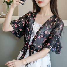 批发已出货<b class='q'>小</b><b class='q'>披肩</b>外套女2026夏季新款<b class='q'>小</b>坎肩雪纺防晒衣超薄短款外搭