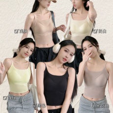 批发冰丝吊带内搭背心免穿<b class='q'>文胸</b>一体式超薄带胸垫内衣女士无痕美背