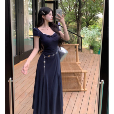 批发2026春夏新款方领收腰精致短袖连衣裙女蕾丝拼显瘦复古法式长裙潮