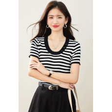 批发◆◆2026年夏季新款经典<b class='q'>黑白条纹</b>设计感U型领短袖<b class='q'>T</b><b class='q'>恤</b>女