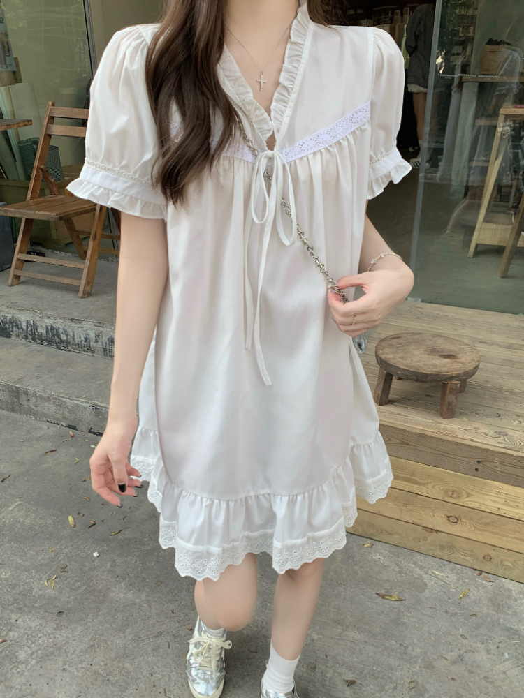 실사 정가 한 부서 chic 부드러운 바람 V넥 레이스업 루즈핏 패치워크 레이스 작은 키 인형 치마 드레스