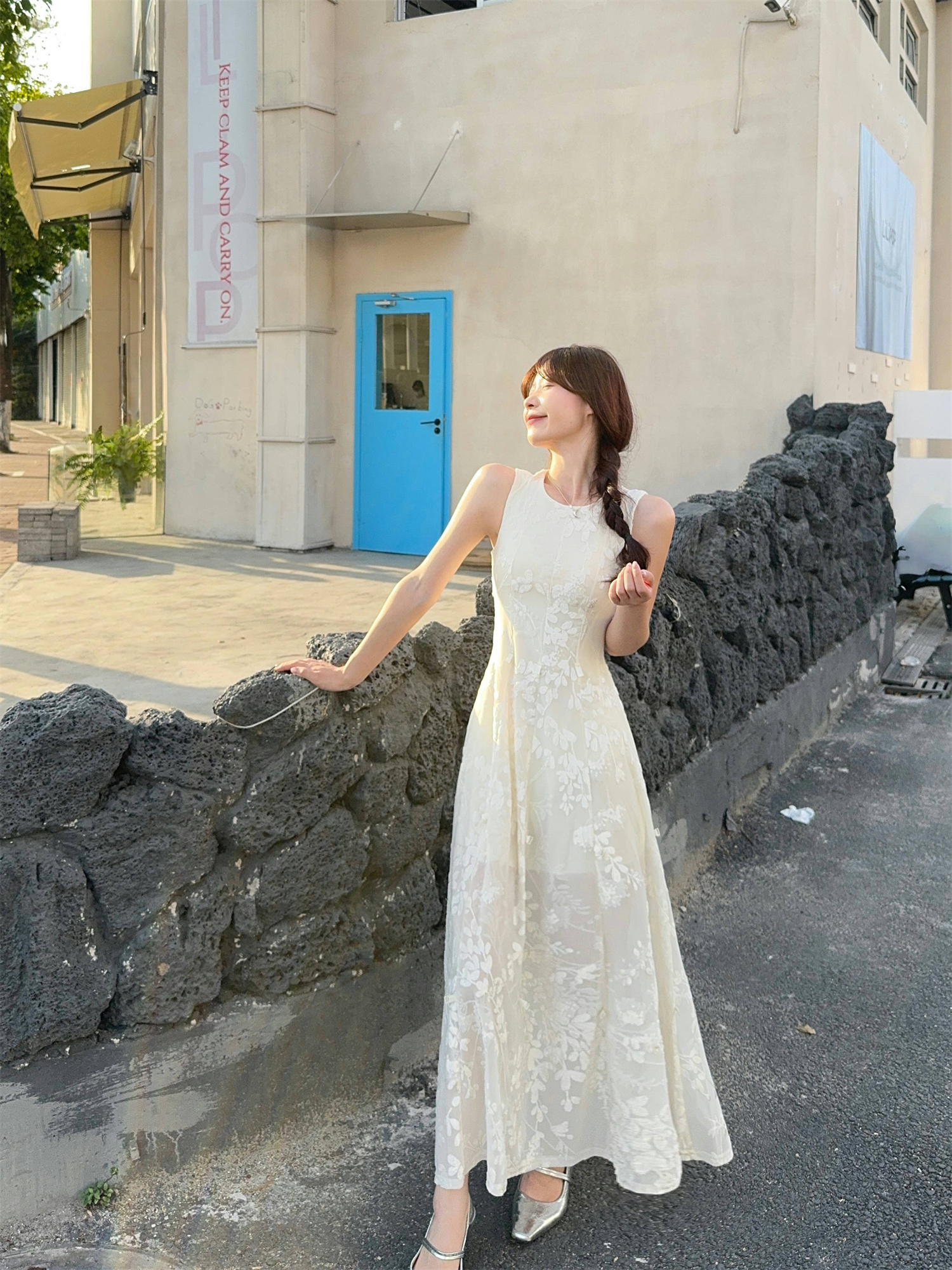 FA24332# 温柔风小众设计感丝绒立体植绒可调节连衣裙 服裝批發女裝批發服飾貨源