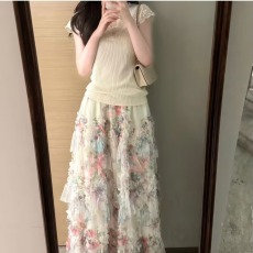 批发夏季修身v领短袖蕾丝<b class='q'>针织衫</b>上衣百搭网纱花裙子半身裙长裙套装