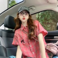 批发官图新款蝴蝶结刺绣85%棉15%涤纶复古格子衬衫女<b class='q'>夏</b>短袖上衣