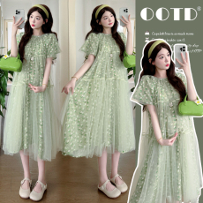 批发实拍碎花纱网拼接2025夏季新款绿色花朵宽松多巴胺孕妇<b class='q'>连衣裙</b>