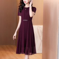 批发2026夏季<b class='q'>酒红色</b><b class='q'>连衣裙</b>女新款短袖气质收腰显瘦减龄长<b class='q'>连衣裙</b>