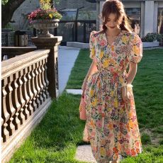 批发法式复古<b class='q'>碎花</b>v领短袖长裙减龄2026新款女装夏季高腰长款连衣裙女