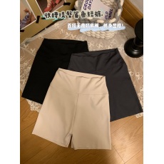 批发实拍实价夏季薄款无痕高腰提臀瑜伽鲨鱼裤<b class='q'>打底</b>裤防走光<b class='q'>短裤</b>安全裤