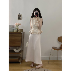 批发实拍新中式国风收腰背心马甲<b class='q'>女</b>夏季2025新款立体花朵国风提花上衣