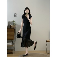 批发实拍小个子<b class='q'>花苞</b>袖口<b class='q'>连衣裙</b>云纱拼接显瘦中长款大码T恤裙女夏