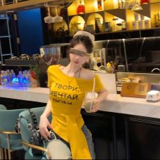 批发已出货 <b class='q'>短袖</b><b class='q'>T</b><b class='q'>恤</b>夏季新款绑带收腰不规则露肩上衣