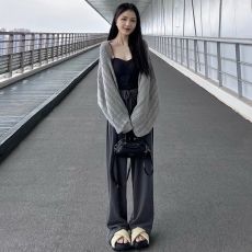 批发灰色<b class='q'>宽松</b>镂空防晒针织开衫女夏季薄款外搭罩衫小个子短款披肩上衣