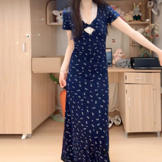 批发优质质量！扭结镂空短袖连衣裙女夏季碎花裙收腰A字裙藏蓝色长裙