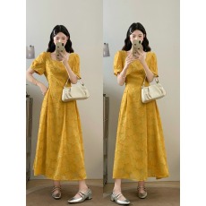 批发实拍大码女装2026夏季新款法式赫本风胖MM气质时尚显瘦垂感<b class='q'>连衣裙</b>