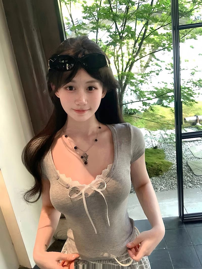 MY6277# 纯欲灰色假两件蕾丝短袖T恤女夏季设计感蝴蝶结紧身短款辣妹上衣女裝貨源服裝批發
