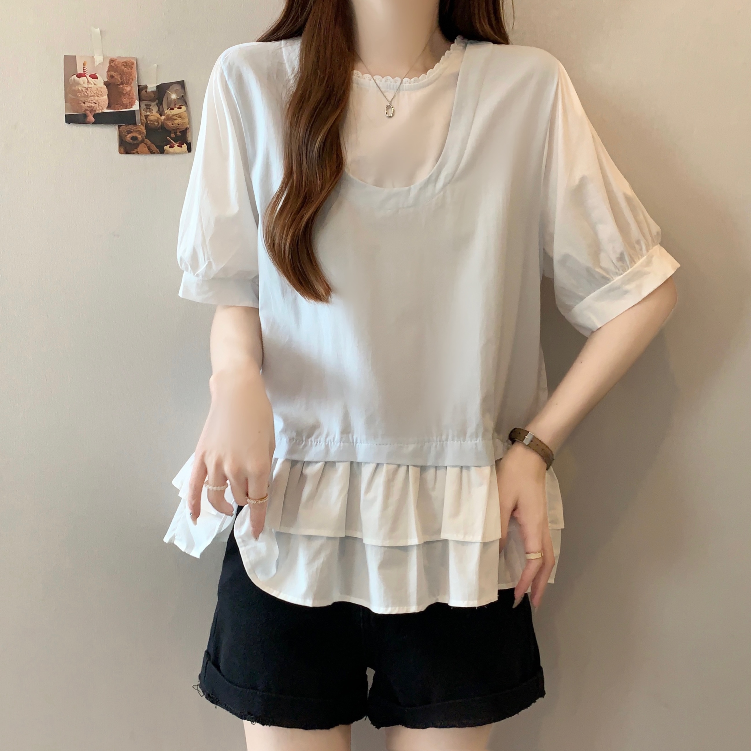 实拍夏季新款韩版时尚百搭蕾丝花边拼接假两件短袖衬衫女遮肉上衣