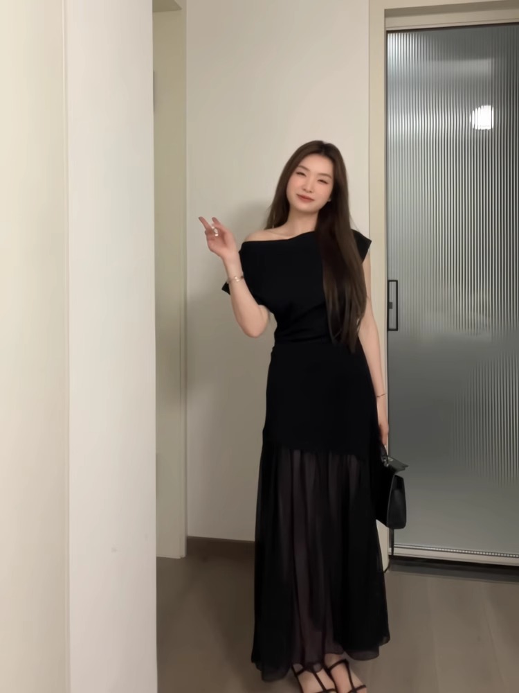 FA35698# 高级感大码胖MM黑色网纱拼接连衣裙子女夏季新款收腰显瘦长裙 服裝批發女裝批發服飾貨源