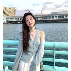 批发2025秋季新款自由领落肩袖开衫/V领背心女修身针织衫两件套