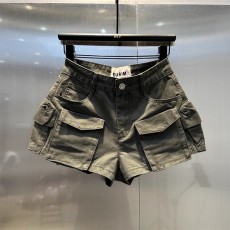 批发欧货春夏新款<b class='q'>纯</b>色简约时尚显瘦设计感工装多口袋绿色牛仔短裤女