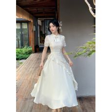 批发织风月曲 2026新款新中式改良流苏<b class='q'>绣花</b>绑带不规则气质旗袍<b class='q'>连衣裙</b>