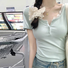 批发蕾丝花边拼接纯欲短袖t恤女设计感夏季新款正肩bm短款修身上衣