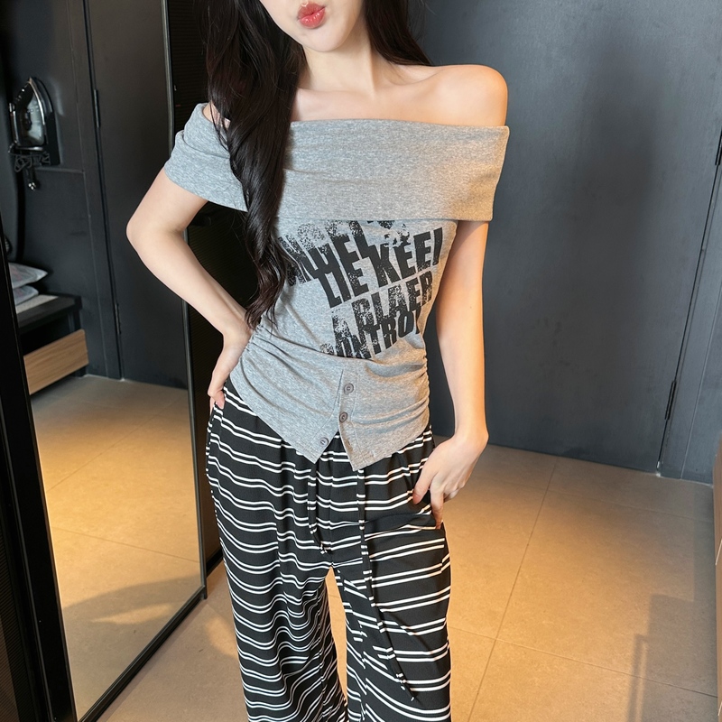 MY7419# 夏季新款设计感排扣开叉露肩T恤上衣女潮女裝貨源服裝批發