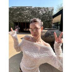 批发<b class='q'>自由</b><b class='q'>呼吸</b>感少女蕾丝打底衫一字肩百搭显瘦两穿镂空白上衣