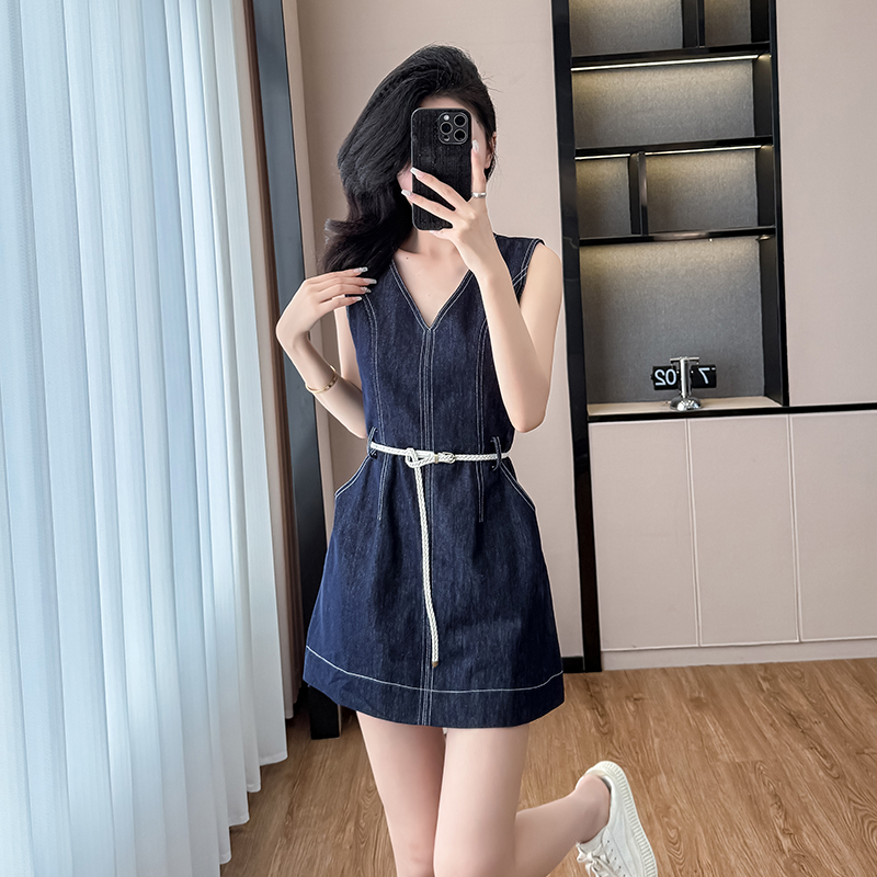 MY10041# 夏季新款V领无袖背心连衣裙牛仔短裙收腰显瘦女裝貨源服裝批...