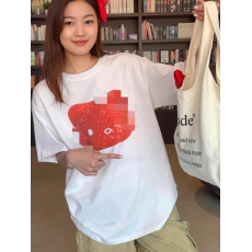 批发21支纯棉210克100%棉 时尚超火短袖T恤女高级感可爱草莓印花上衣