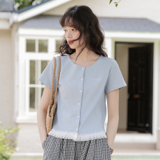 批发实拍2026夏季新款韩系蕾丝下摆单排扣t恤减龄百搭上衣女