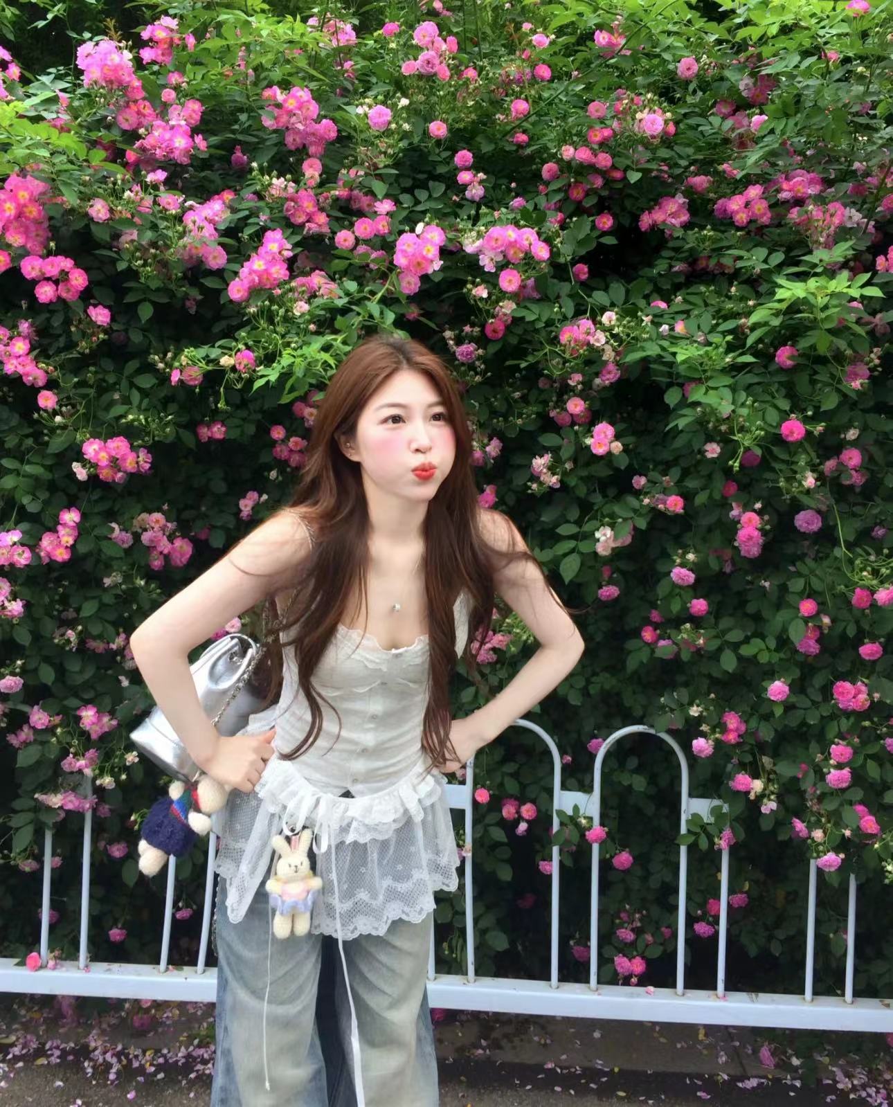 실사 정가 레이스 레이스 v 넥타이 컵 슬립 몸매 가꾸기 슬림해 보이는 여성