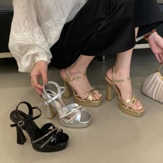 批发2025新款凉鞋女水钻粗跟防水台高跟鞋时尚百搭欧美风女夏凉鞋