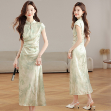 批发实拍 绿色短袖<b class='q'>连衣裙</b>女2026年夏季气质新中式国风旗袍裙长裙子