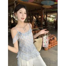 批发实拍  设计感荷叶边<b class='q'>不规则</b>花朵红碎花小衫女紫色格纹雪纺吊带上衣