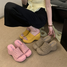 批发米庭真皮厚底外穿坡跟凉拖鞋女2026夏季新款镂空增高懒人高跟拖鞋