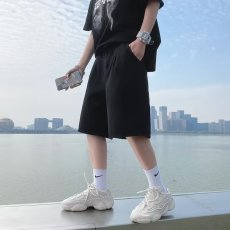 批发<b class='q'>男童</b>破洞<b class='q'>牛仔</b>裤2025新款韩版男孩炸街休闲五分裤薄款夏季短裤