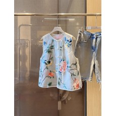 批发端庄秀气~轻薄透气轻奢国潮设计花鸟刺绣欧根纱真丝盘扣马甲女