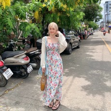 批发微胖温柔淑女法式高档贵气蔷薇花吊带连衣裙夏旅游度假风气质<b class='q'>长裙</b>