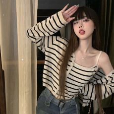 批发夏季新款休闲百搭条纹开衫显瘦上衣+短款吊带背心两件套套装女潮