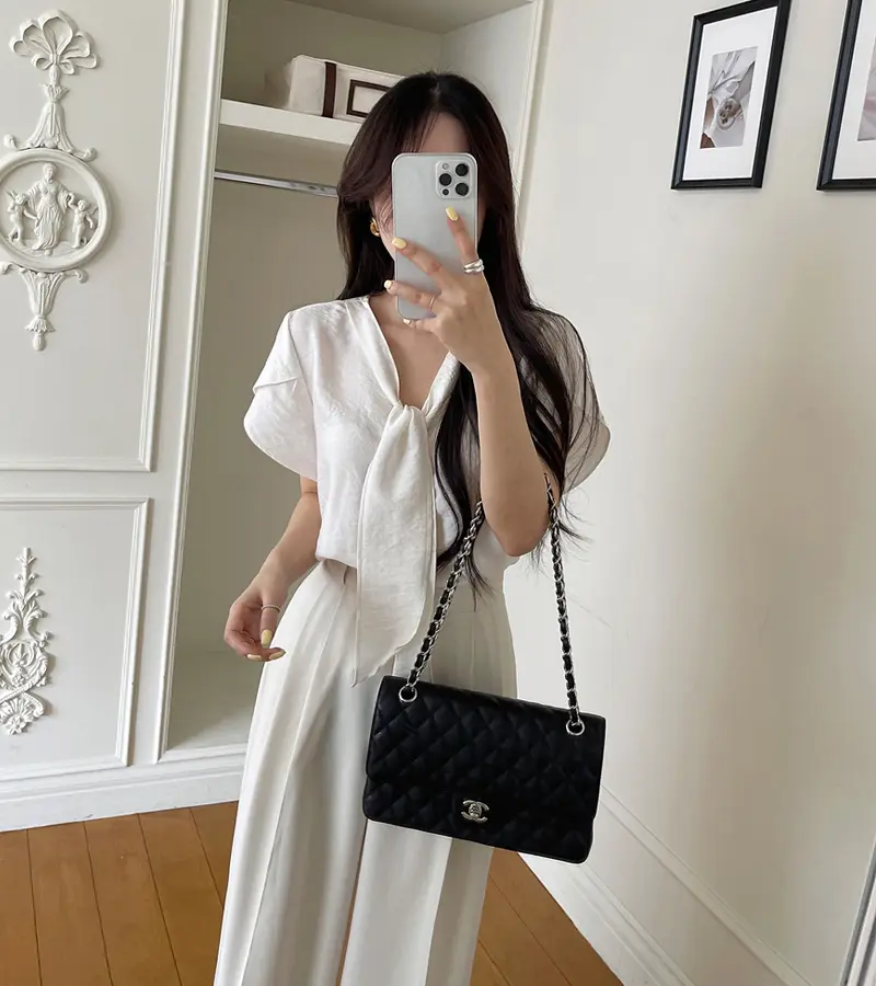 프렌치 스타일 V넥 러플 소매 블라우스 상세 이미지 6